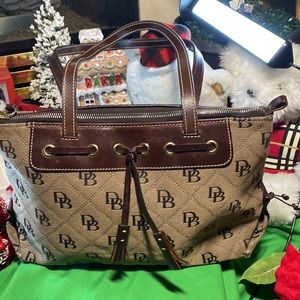 Vintage Dooney & Bourke Bag in Pristine Condition! Must See!